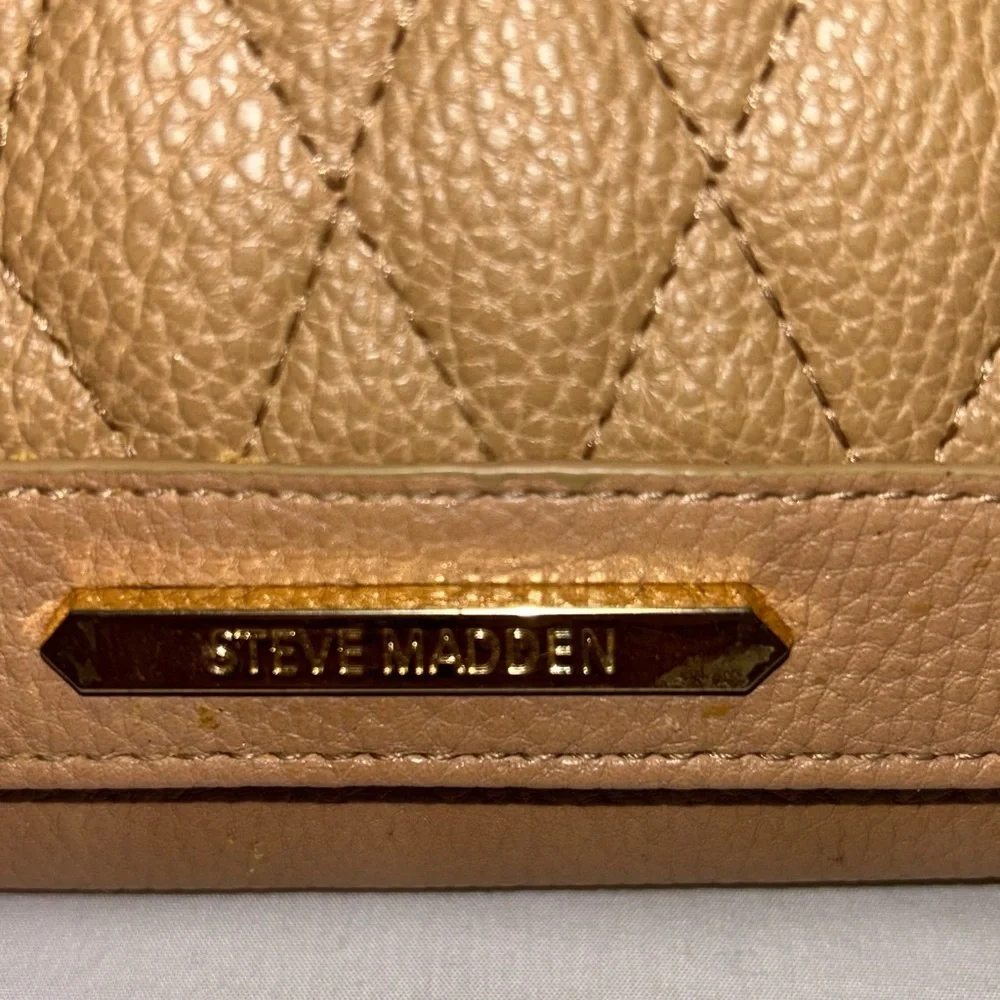 Steve Madden Purse Tan Quilted Women's cross body Bag gold chain strap